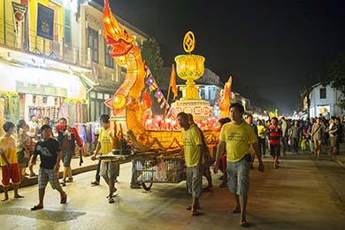 La fête des lumièrès de Luang Prabang